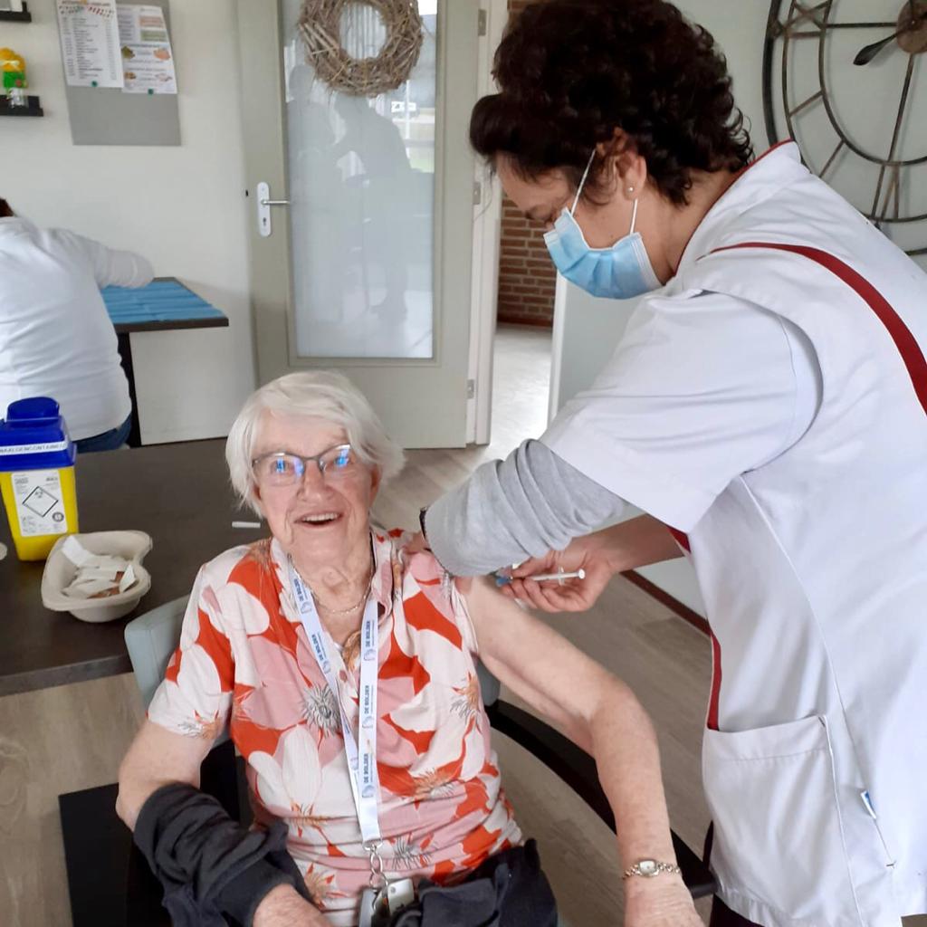 De eerste vaccinaties bij De Bolder!